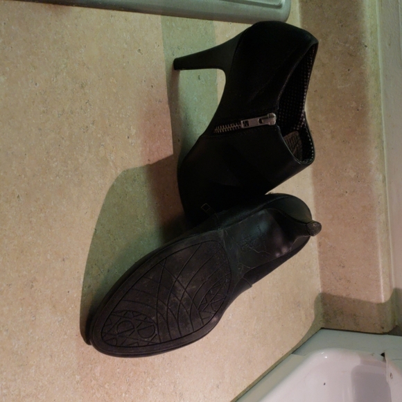 Deflex - Picture 4 of 6